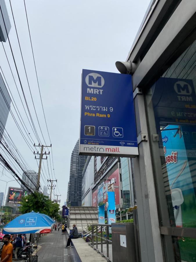 Sura Hostel Bangkok Near Mrt Phra Ram 9 Exteriör bild