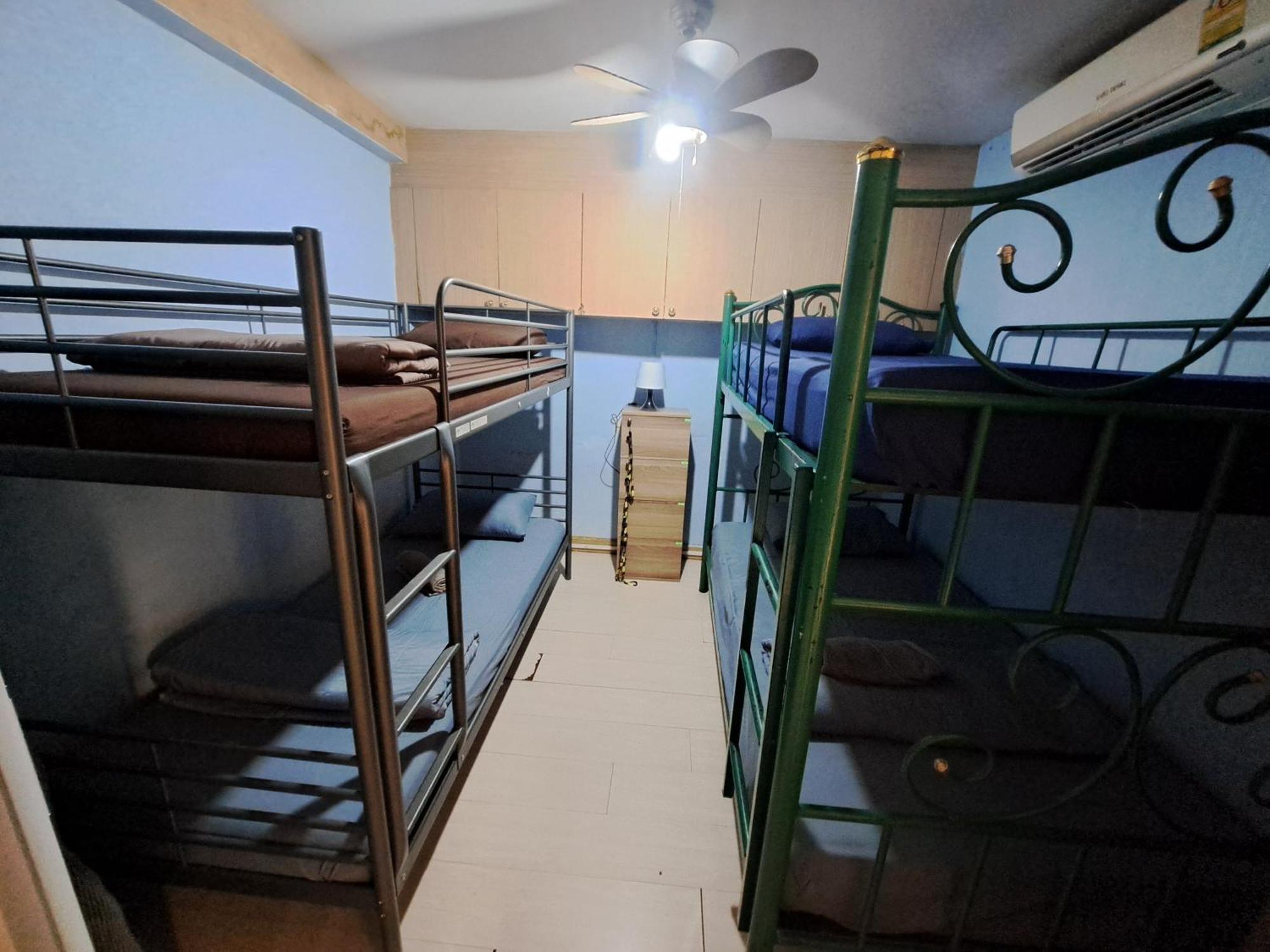 Sura Hostel Bangkok Near Mrt Phra Ram 9 Exteriör bild